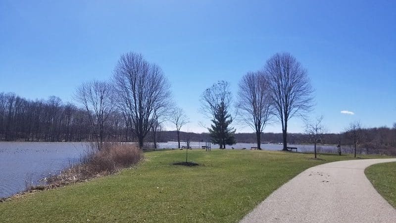 Sunny Lake Park - North End - Aurora, OH