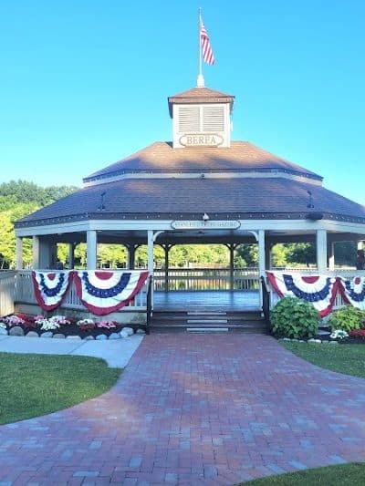 Coe Lake Gazebo - Berea, OH