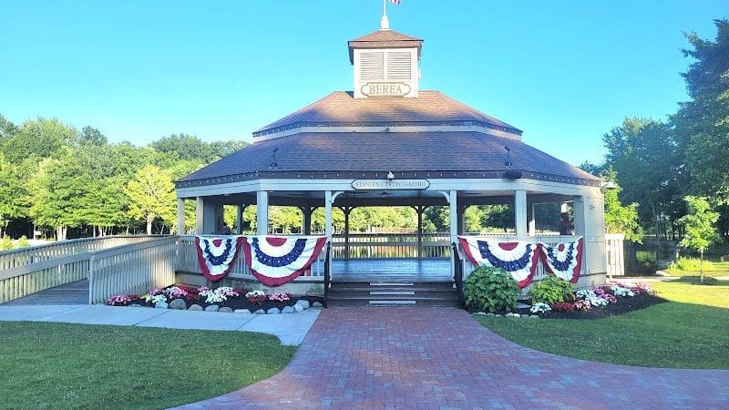 Coe Lake Gazebo - Berea, OH