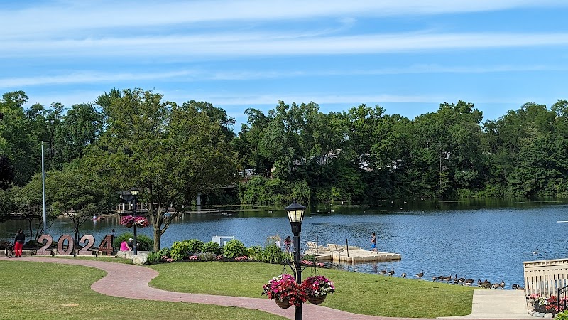 Coe Lake Gazebo - Berea, OH