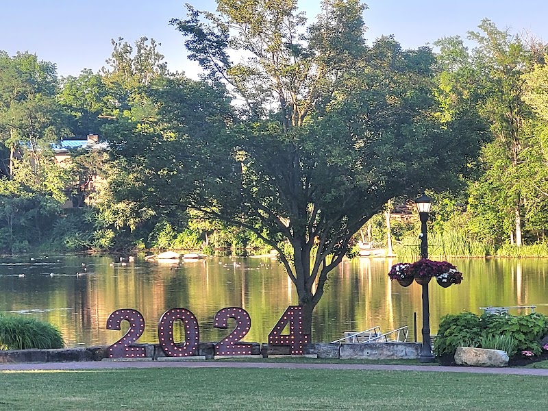 Coe Lake Park - Berea, OH