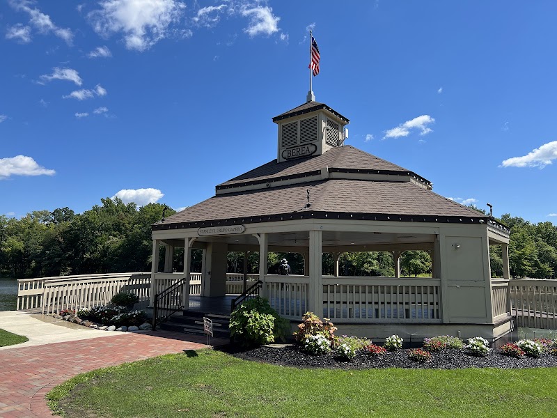 Coe Lake Park - Berea, OH