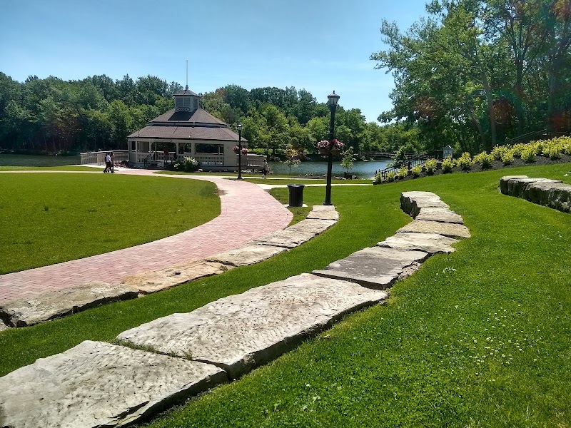 Coe Lake Park - Berea, OH