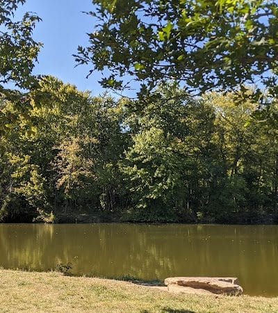 Wallace Lake Park - Berea, OH