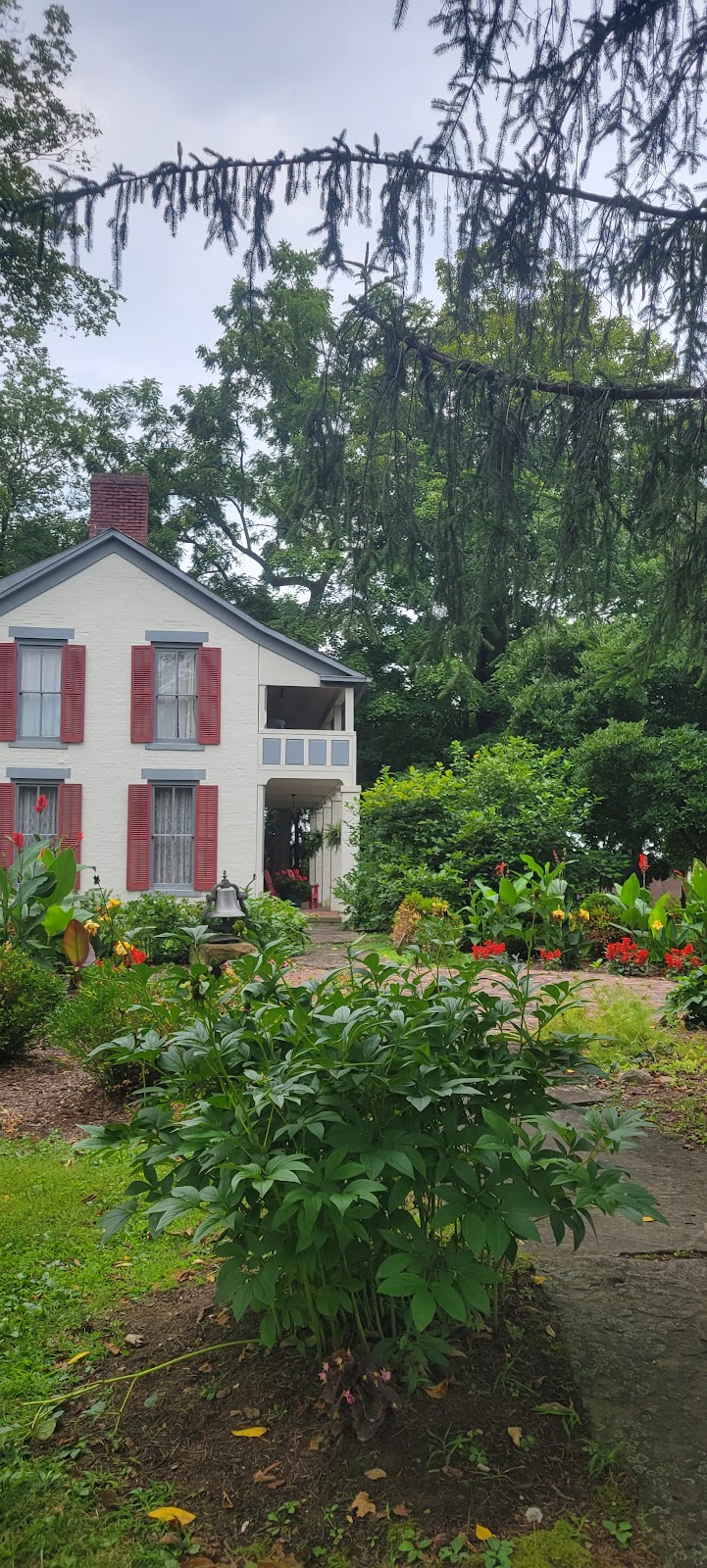 Ball-Caldwell Home and Barn - Caldwell, OH