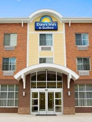 Days Inn & Suites by Wyndham Caldwell