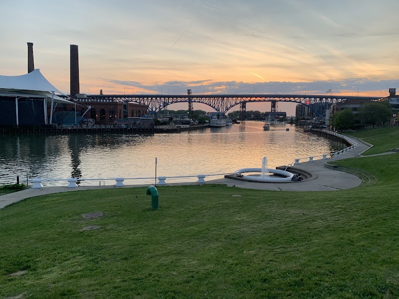 Downtown Cleveland Dog Park - Cleveland, OH