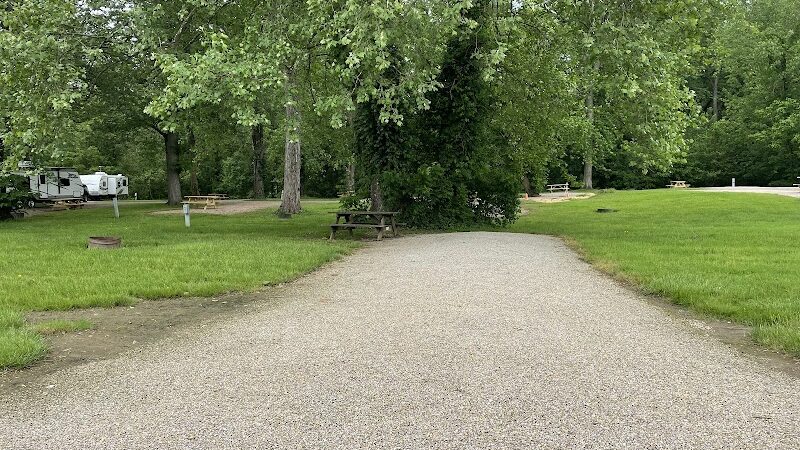 Lake Park Campground - Coshocton, OH