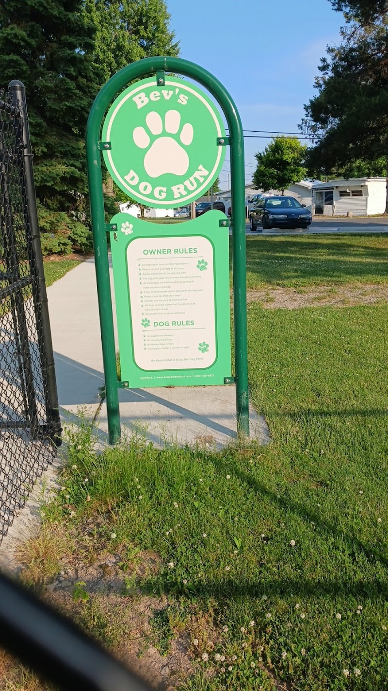Bev's Dog Run - Delphos, OH
