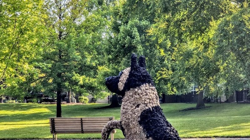 Dog Statues park - Dublin, OH