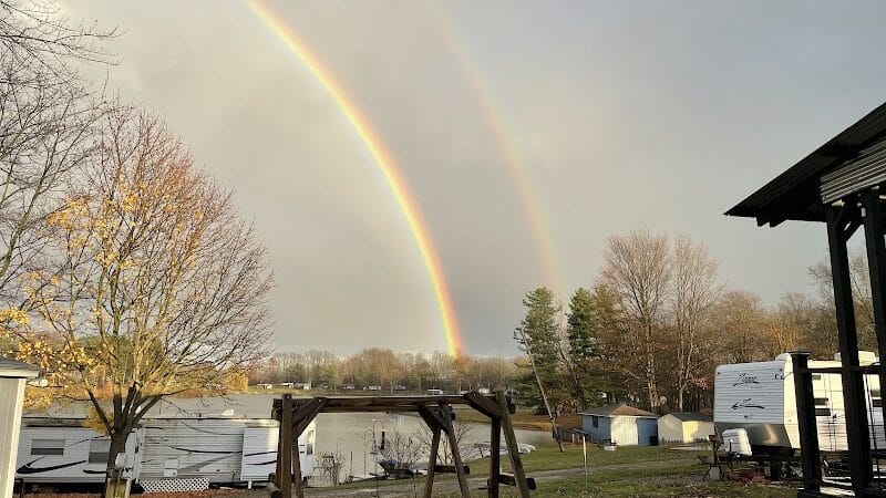 Fireside Lake Campground - East Rochester, OH