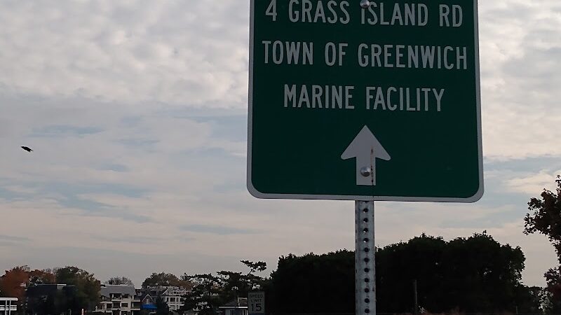 Grass Island Dog Park - Greenwich, CT