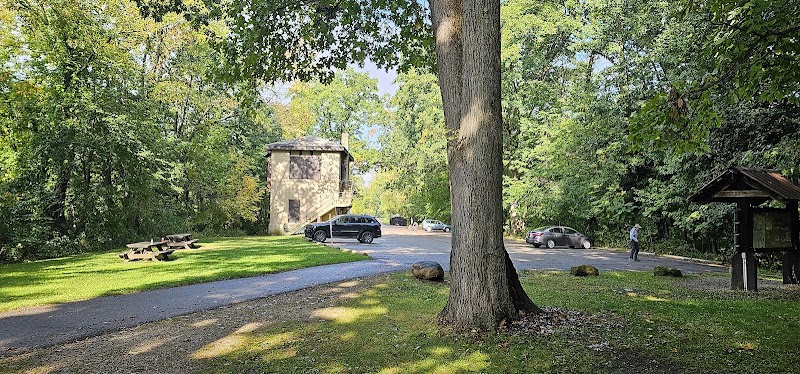The Portage Hike & Bike Trail - Lake Rockwell Trailhead - Kent, OH