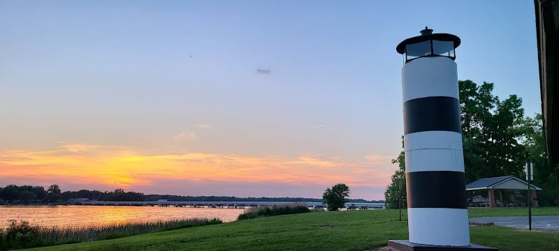 Harry Meshel Picnic Area - Lake Milton, OH