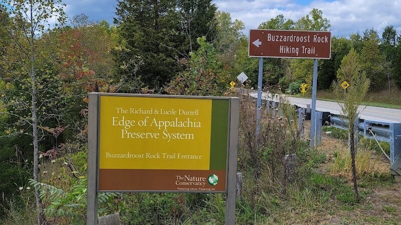 Edge of Appalachia Preserve - Buzzardroost Rock Trailhead - Lynx, OH