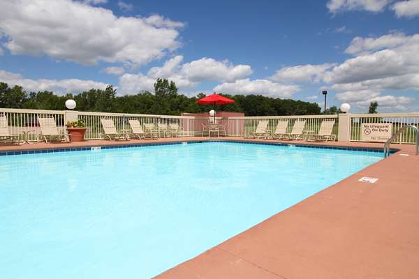 Country Inn & Suites by Radisson, Sandusky South, OH - Milan, OH