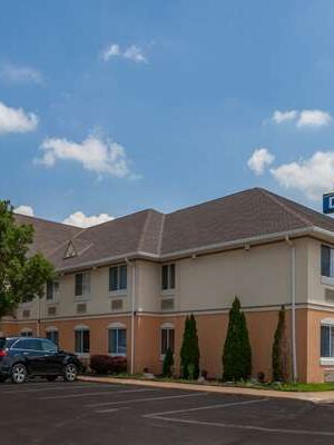 Days Inn by Wyndham Milan Sandusky South