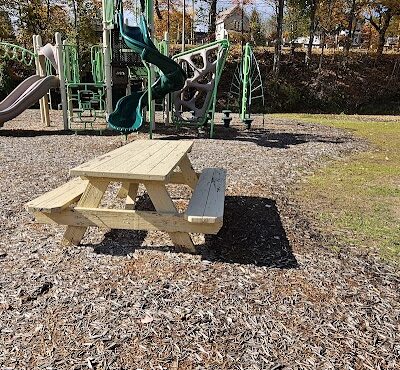 New Waterford Village Park - New Waterford, OH