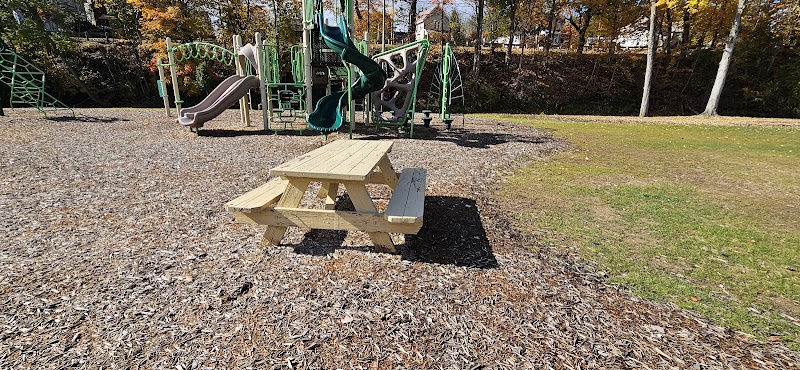 New Waterford Village Park - New Waterford, OH