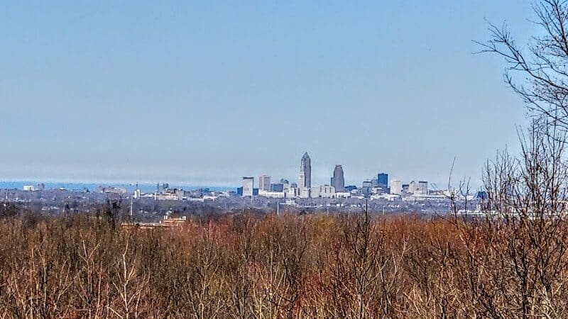 Skyline Overlook Trailhead - Parma, OH