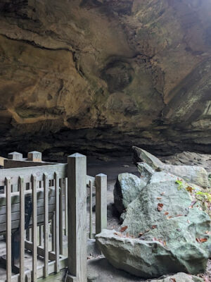 Rock House Trailhead