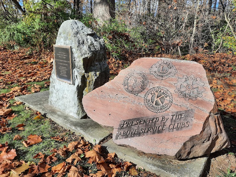 Roadside dog park - Piqua, OH