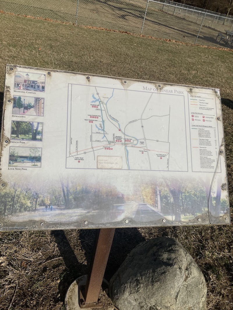 Roadside dog park - Piqua, OH