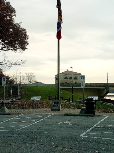Glick Park & Overlook - O'Shaughnessy Dam - Powell, OH