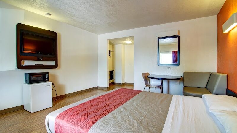 Motel 6 Richfield, OH - Richfield, OH