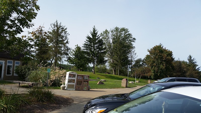 Rest Stop w/ Dog Walking sleep - Salesville, OH