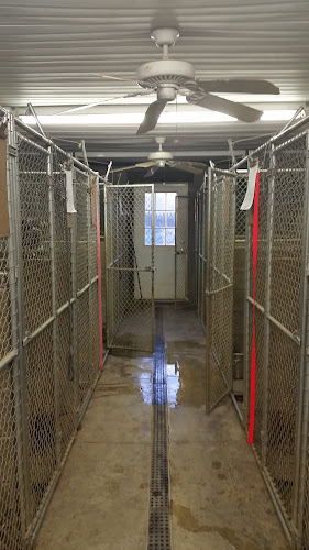 Falling Fowl Kennels