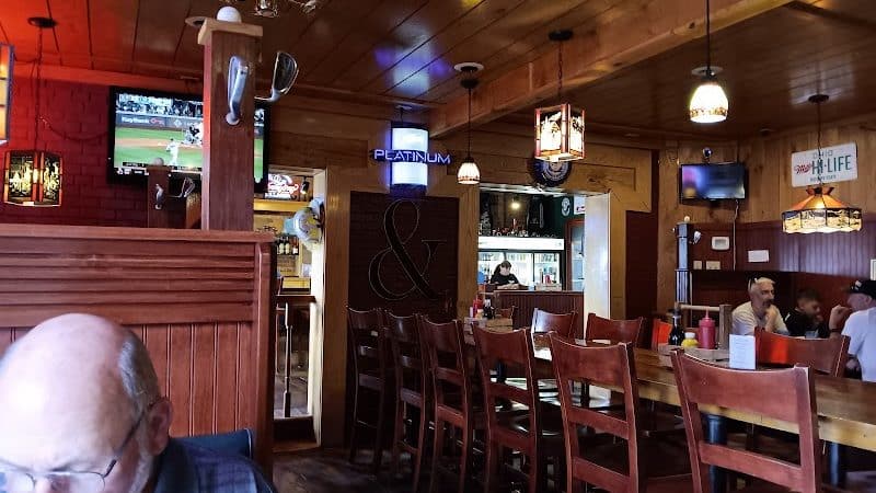Bags Sports Pub Sugarcreek - Sugarcreek, OH