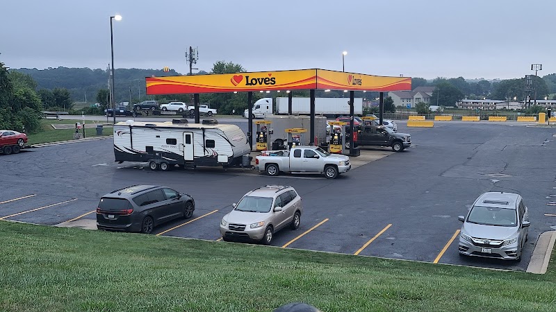 Dog Park at Love's Travel Stops - Zanesville, OH