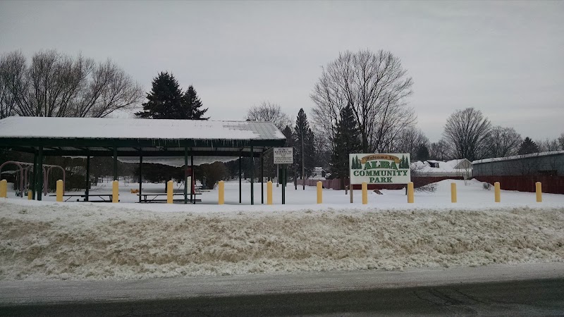 Alba Memorial Park - Alba,