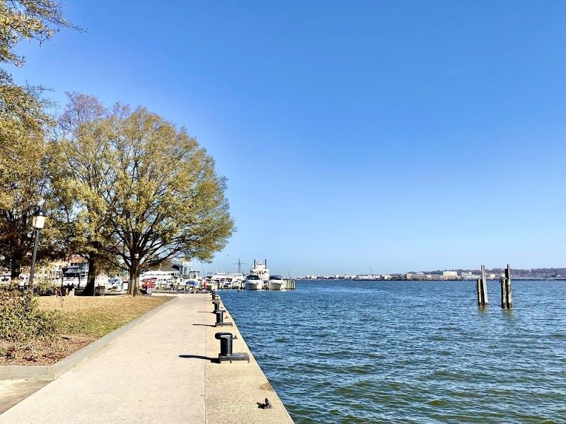 Waterfront Park - Alexandria, VA