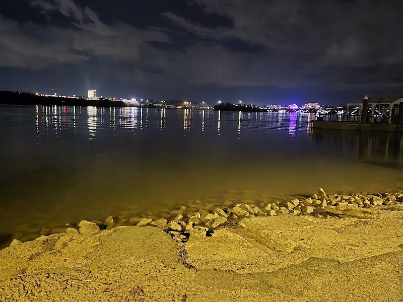 Waterfront Park - Alexandria, VA