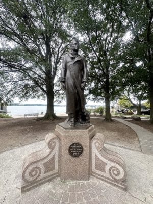 Waterfront Walk Overlook
