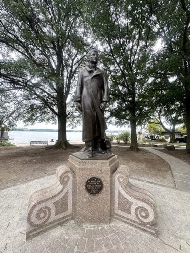 Waterfront Walk Overlook