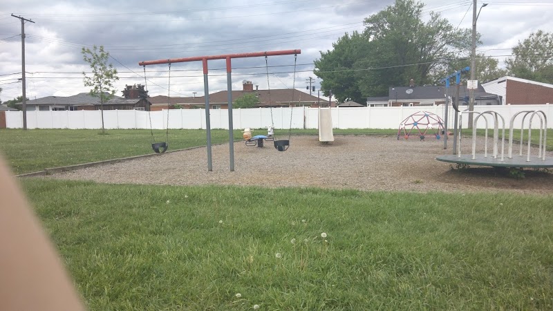 Gingham Dog Tot Park - Allen Park,