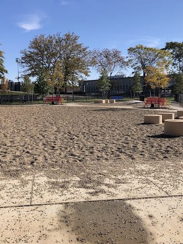 Soldiers Field Road Dog Park