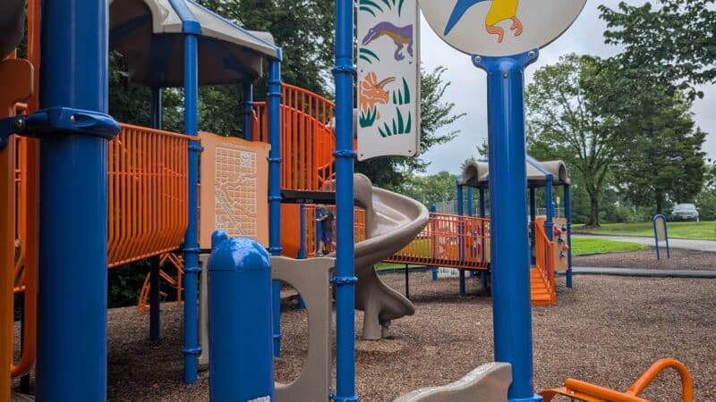Ashburn dinosaur park - Ashburn, VA