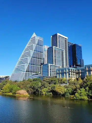 Auditorium Shores Dog Park