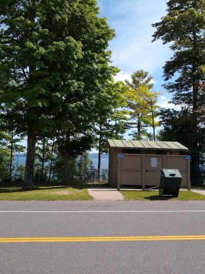 Baraga Cliff Roadside Park - Baraga,