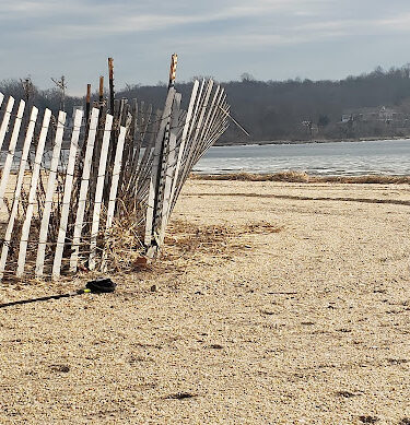 Centre Island Beach