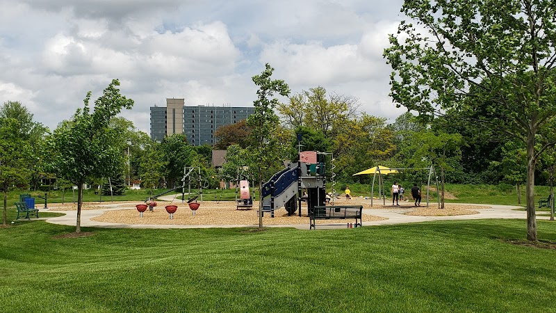 Barnum Park - Birmingham,