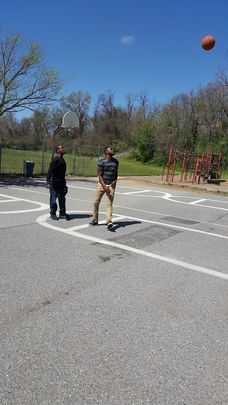 Bladensburg Tot Lot Park - Bladensburg, MD