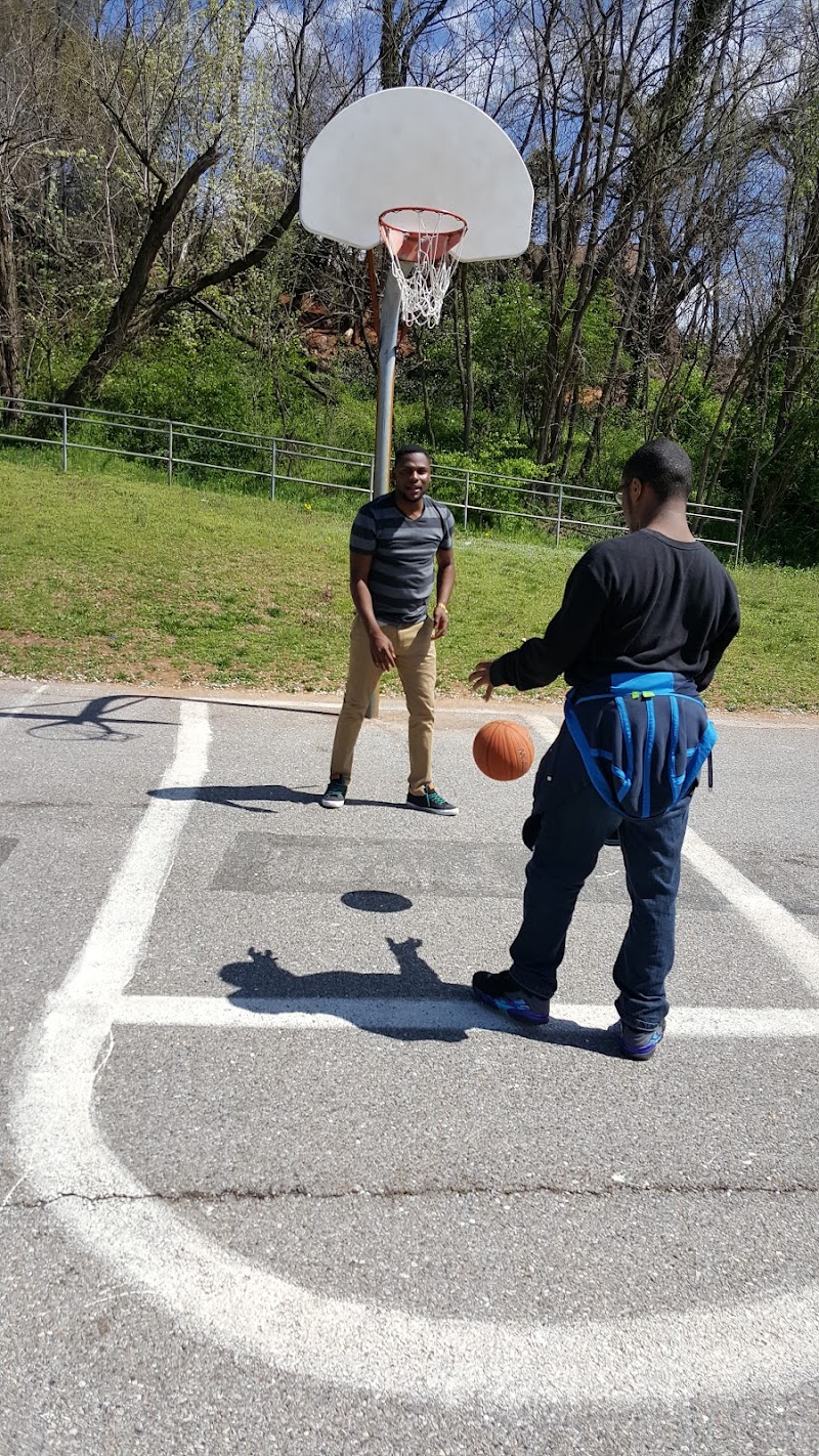 Bladensburg Tot Lot Park - Bladensburg, MD