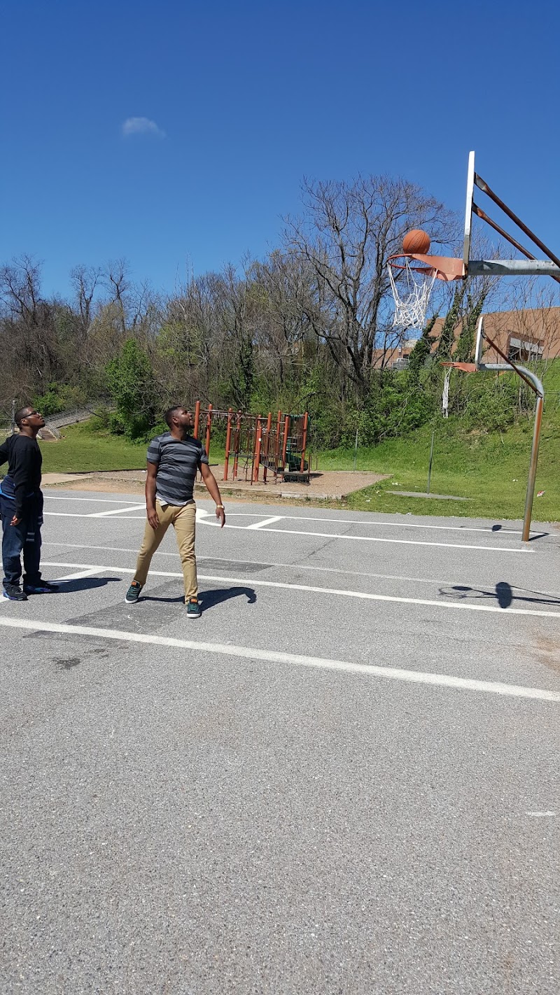 Bladensburg Tot Lot Park - Bladensburg, MD