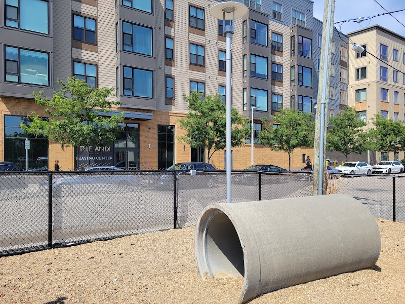 boston-massachusetts-south-end-dog-run-1