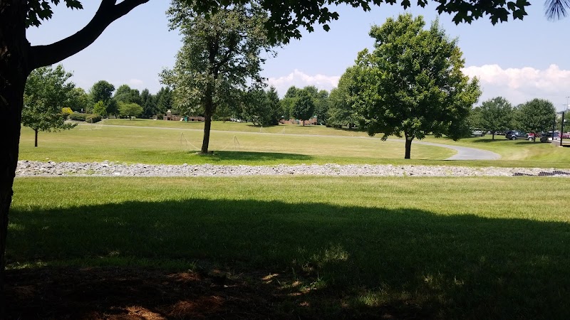 bridgewater-virginia-bridgewater-park-shelter-5